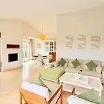 4 Bedroom Panoramic Sea Views Tropez *