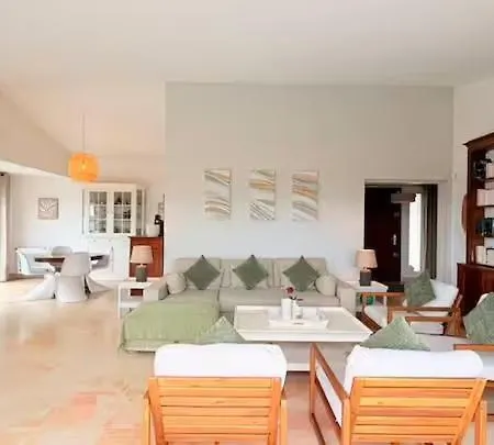 4 Bedroom Panoramic Sea Views Tropez Casa vacanze *
