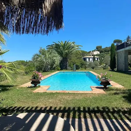 4 Bedroom Panoramic Sea Views Tropez Casa vacanze *